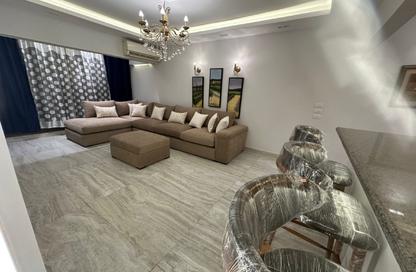 Apartment - 2 Bedrooms - 2 Bathrooms for rent in Street 221 - Degla - Hay El Maadi - Cairo