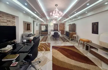 Apartment - 3 Bedrooms - 2 Bathrooms for sale in Al Soyoof St. - Seyouf - Hay Awal El Montazah - Alexandria