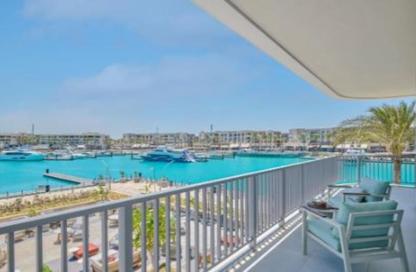 Apartment - 2 Bedrooms - 2 Bathrooms for sale in Marassi - Sidi Abdel Rahman - North Coast