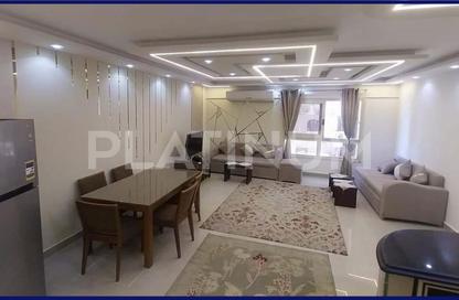 Apartment - 2 Bedrooms - 2 Bathrooms for sale in Khaled Ibn Al Waleed No. 1 St. - El Asafra Qebli - Asafra - Hay Than El Montazah - Alexandria