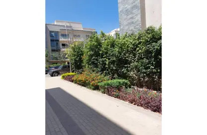 Penthouse - 4 Bedrooms - 3 Bathrooms for sale in Galleria Residences - South Investors Area - New Cairo City - Cairo
