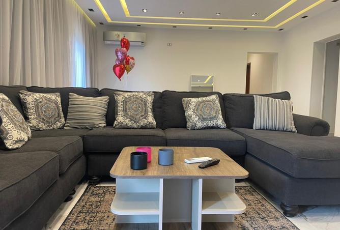 7930429 - Property Image 2