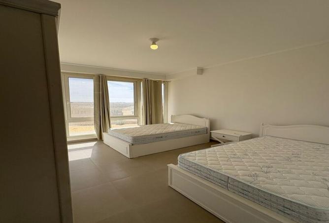 8560807 - Property Image 2