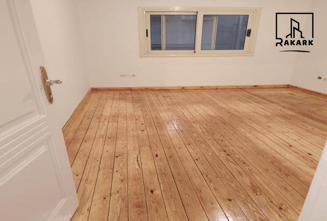 8117954 - Property Image 2