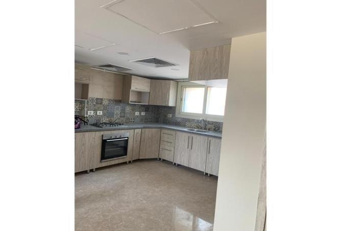 8044932 - Property Image 3
