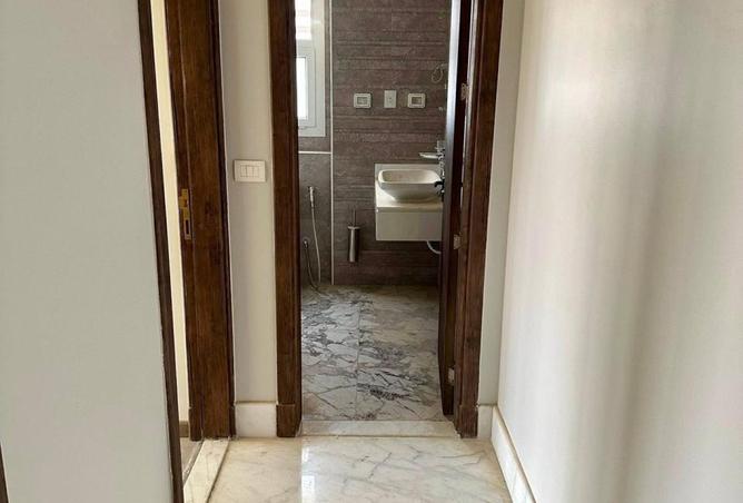 8358106 - Property Image 3