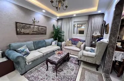 شقة - 3 غرف نوم - 2 حمامات للبيع في ميدان فيكتور عمانوئيل - سموحة - حي شرق - الاسكندرية