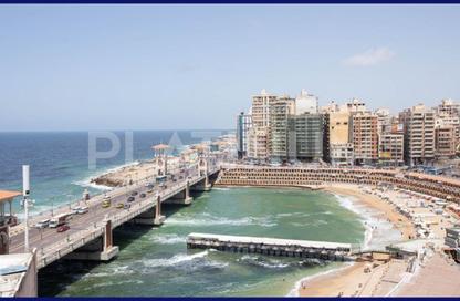 شقة - 4 غرف نوم - 3 حمامات للبيع في طريق الجيش - رشدي - حي شرق - الاسكندرية