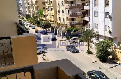 شقة - 3 غرف نوم - 2 حمامات للبيع في الحي الاول - مدينة 6 أكتوبر - الجيزة