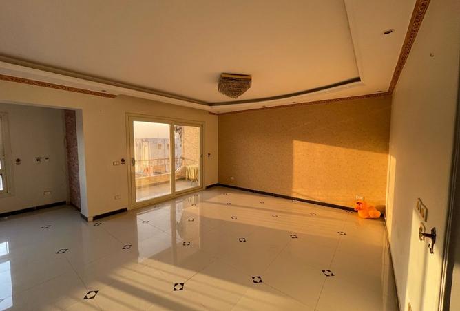 8181956 - Property Image 2