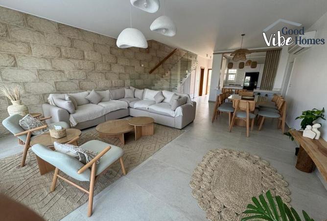 7523722 - Property Image 2