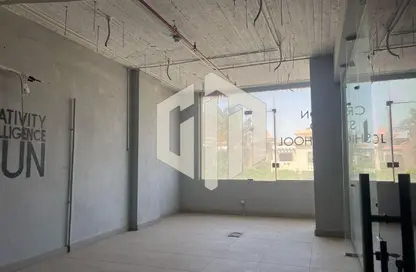 Office Space - Studio - 2 Bathrooms for rent in Gamal Abdel Nasser Axis - The 3rd Settlement - New Cairo City - Cairo