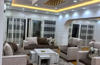 Apartment - 3 Bedrooms - 3 Bathrooms for rent in Dokki - Giza
