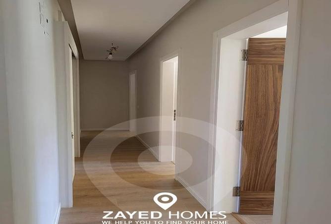 8233630 - صورة العقار 3