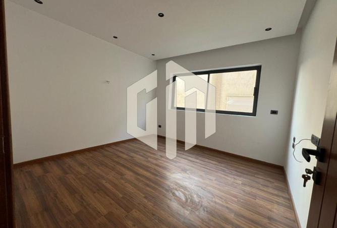 8219073 - Property Image 2