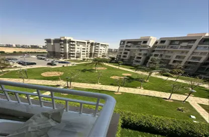 Apartment - 3 Bedrooms - 3 Bathrooms for sale in Madinaty - Cairo
