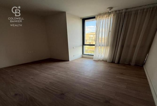 8402815 - Property Image 3