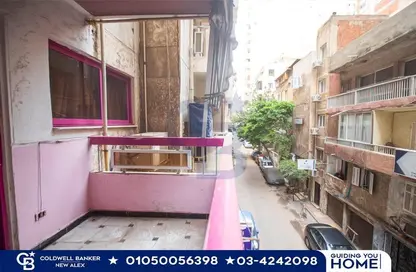 شقة - 3 غرف نوم - 2 حمامات للبيع في جليم - حي شرق - الاسكندرية