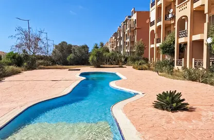 Chalet - 2 Bedrooms - 2 Bathrooms for sale in Emirates Heights - Qesm Ad Dabaah - North Coast