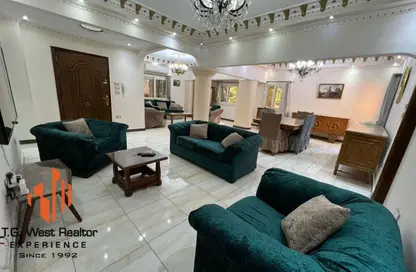 Apartment - 3 Bedrooms - 2 Bathrooms for rent in Street 84 - Maadi - Hay El Maadi - Cairo