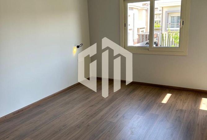 8252877 - Property Main Image