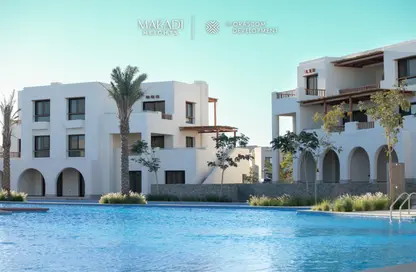 Chalet - 2 Bedrooms - 3 Bathrooms for sale in Makadi Orascom Resort - Makadi - Hurghada - Red Sea