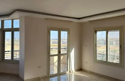 شقة - 3 غرف نوم - 2 حمامات للايجار في جاردينا الشمس - التوسعات الشمالية - مدينة 6 أكتوبر - الجيزة