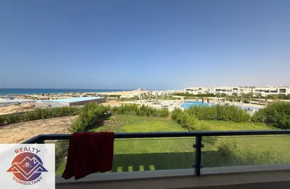 منزل مزدوج - 6 غرف نوم - 6 حمامات للبيع في جايا - راس الحكمة - الساحل الشمالي