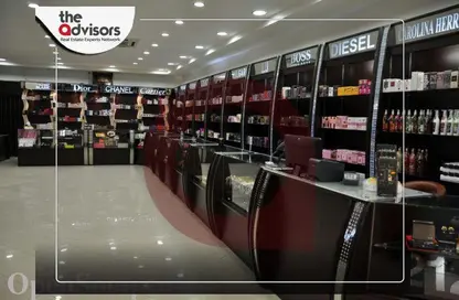 Shop - Studio - 1 Bathroom for sale in Abd Al Hameed El Deeb St. - Tharwat - Hay Sharq - Alexandria