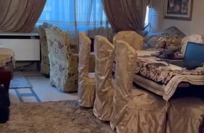 شقة - 3 غرف نوم - 2 حمامات للبيع في شارع الدكتور عبد الله العربي - الحي السابع - مدينة نصر - القاهرة