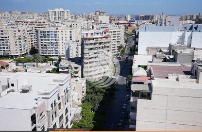 شقة - 3 غرف نوم - 4 حمامات للبيع في سموحة - حي شرق - الاسكندرية