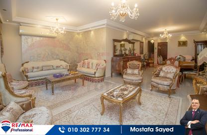 Apartment - 3 Bedrooms - 3 Bathrooms for sale in Al Geish Road - Laurent - Hay Sharq - Alexandria
