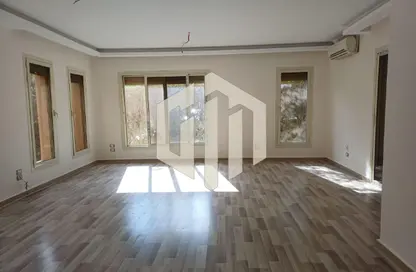 Townhouse - 4 Bedrooms - 4 Bathrooms for rent in La Nuova Vista - North Investors Area - New Cairo City - Cairo