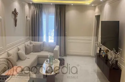 Apartment - 3 Bedrooms - 3 Bathrooms for sale in Galleria Moon Valley - South Investors Area - New Cairo City - Cairo