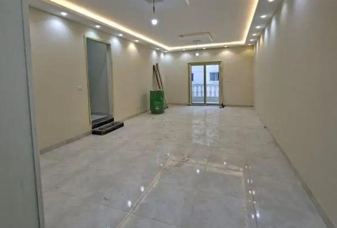 8471900 - Property Main Image