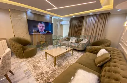 Apartment - 3 Bedrooms - 3 Bathrooms for rent in Ahmed Orabi St. - Mohandessin - Giza