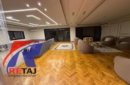 Apartment - 4 Bedrooms - 3 Bathrooms for sale in Abbas Al Akkad St. - 1st Zone - Nasr City - Cairo