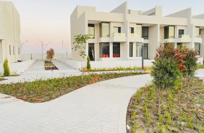 Townhouse - 3 Bedrooms - 5 Bathrooms for sale in Lake West - Sheikh Zayed Compounds - Sheikh Zayed City - Giza