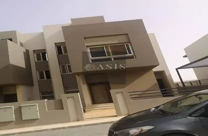 Townhouse - 5 Bedrooms - 3 Bathrooms for sale in Etapa - Sheikh Zayed Compounds - Sheikh Zayed City - Giza