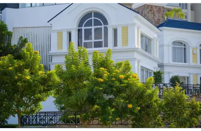 Apartment - 3 Bedrooms - 3 Bathrooms for sale in Mountain View iCity - 5th Settlement Compounds - The 5th Settlement - New Cairo City - Cairo