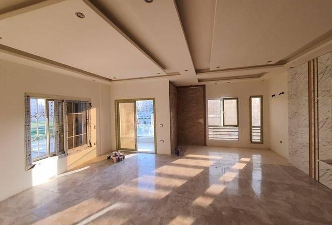 8318837 - Property Main Image