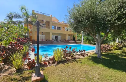 Villa - 5 Bedrooms - 5 Bathrooms for sale in Golf Al Solimania - Cairo Alexandria Desert Road - 6 October City - Giza