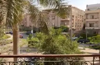 شقة - 3 غرف نوم - 3 حمامات للبيع في المنطقة أ - حى جنوب الاكايمية - مدينة القاهرة الجديدة - القاهرة