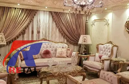 Apartment - 4 Bedrooms - 3 Bathrooms for sale in Zuhair Sabry St. - 1st Zone - Nasr City - Cairo