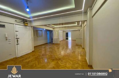 Apartment - 4 Bedrooms - 2 Bathrooms for rent in Al Horreya Road - Saba Basha - Hay Sharq - Alexandria