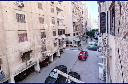 شقة - 2 غرف نوم - 1 حمام للايجار في شارع المستشار محمود العطار - سموحة - حي شرق - الاسكندرية