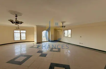 شقة - 3 غرف نوم - 2 حمامات للبيع في شارع 200 - دجلة - حي المعادي - القاهرة