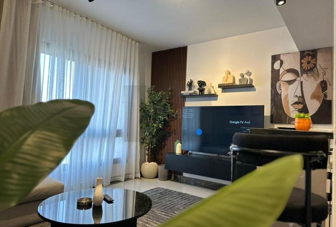 8021377 - Property Image 3