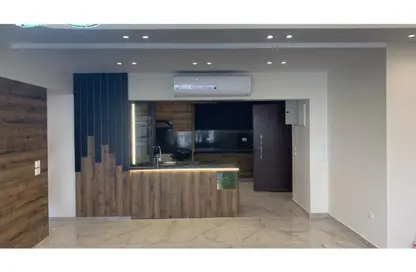 Apartment - 3 Bedrooms - 2 Bathrooms for sale in Mountain View iCity - 5th Settlement Compounds - The 5th Settlement - New Cairo City - Cairo