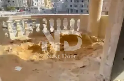 Apartment - 3 Bedrooms - 2 Bathrooms for sale in Al Gezira St. - South Investors Area - New Cairo City - Cairo